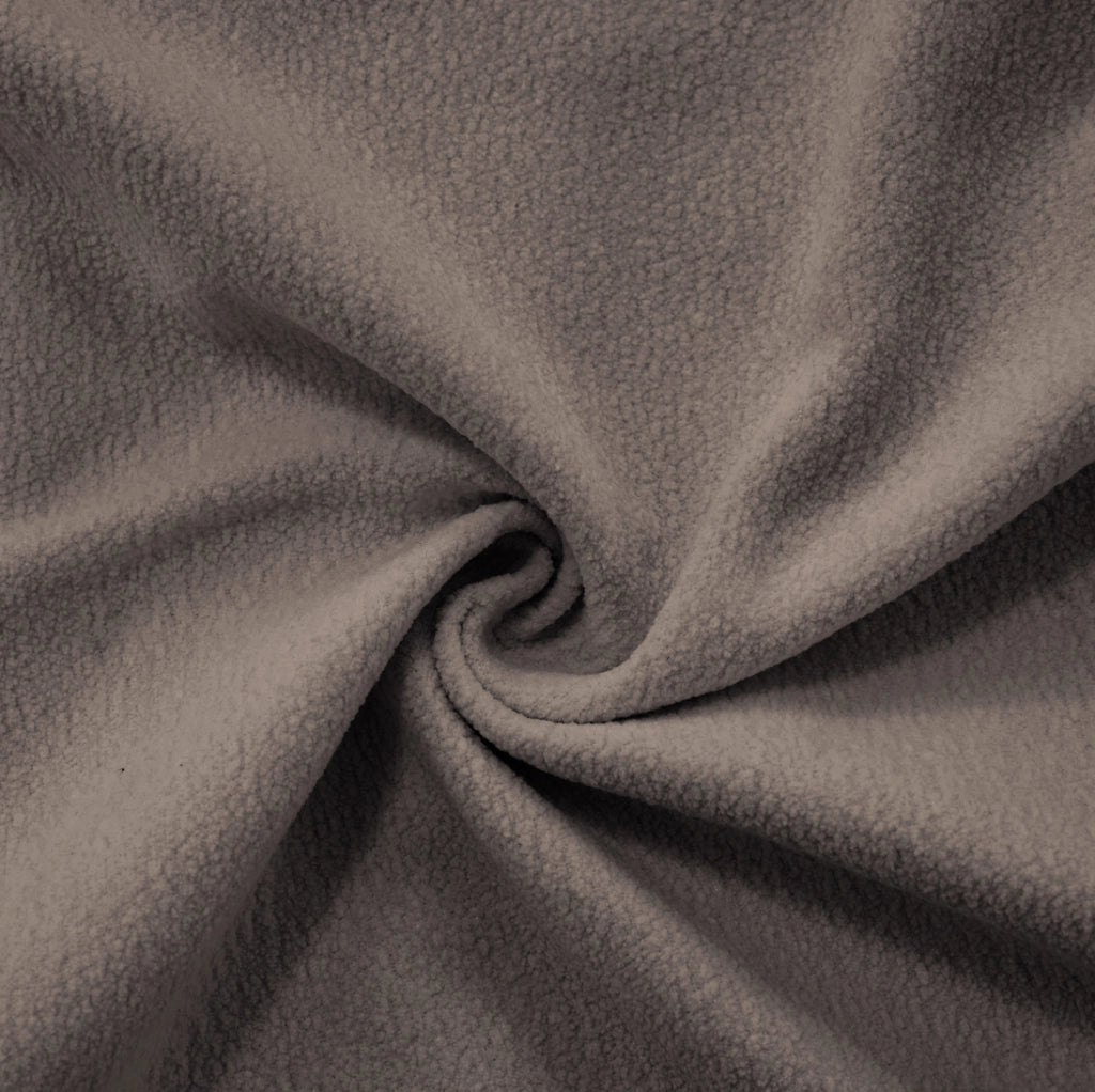 Divano modulare in chenille con ottomani mobili; marrone