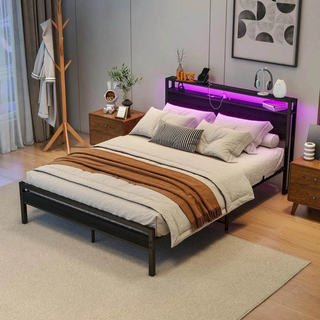 Letto 140x200 cm con testiera a 2 vani, USB e presa in MDF e metallo nero