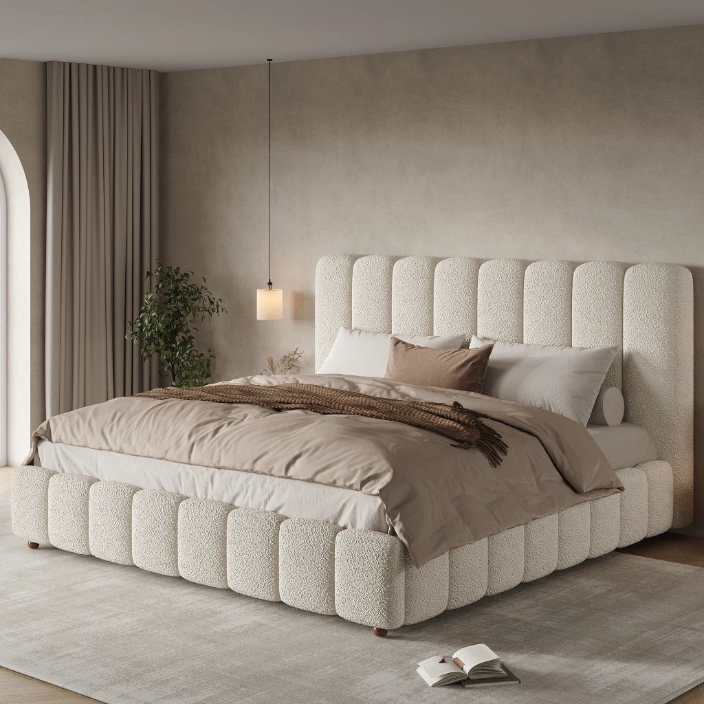 Letto matrimoniale imbottito 180 ¡Á 200 cm con rete a doghe testiera in boucl¨¦ bianco gambe in legno