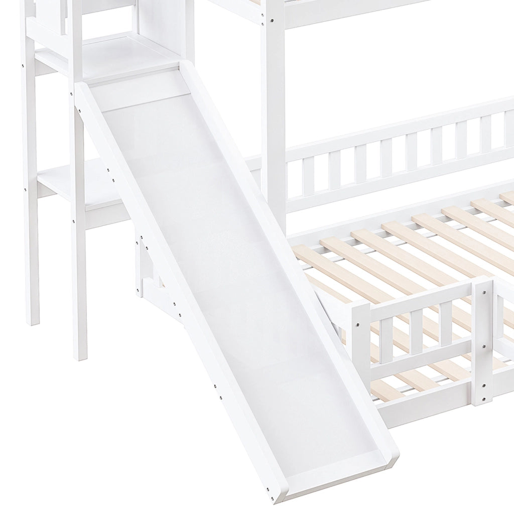 Letto a castello 140×200 cm 2 posti con scivolo; scaletta e mensole; senza materasso; in pino e MDF; bianco