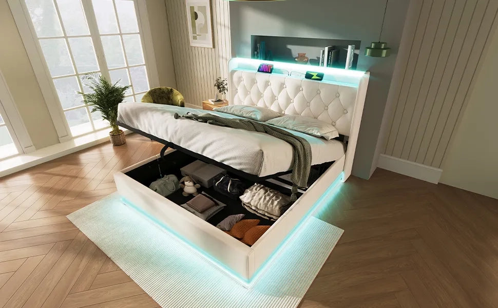 Letto matrimoniale imbottito 180x200 cm, bianco in PU, con testiera imbottita e porta USB-C. LED a 360° con telecomando/app/pulsante. Base idraulica