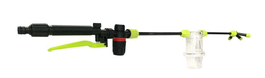 Sandokan, Atomizzatore Miscelatore Automatico per Insetticidi e Fertilizzanti – Erogatore da Giardino con Riduttore di Pressione – Diluizione Regolabile e Getto 5m, Made in Italy