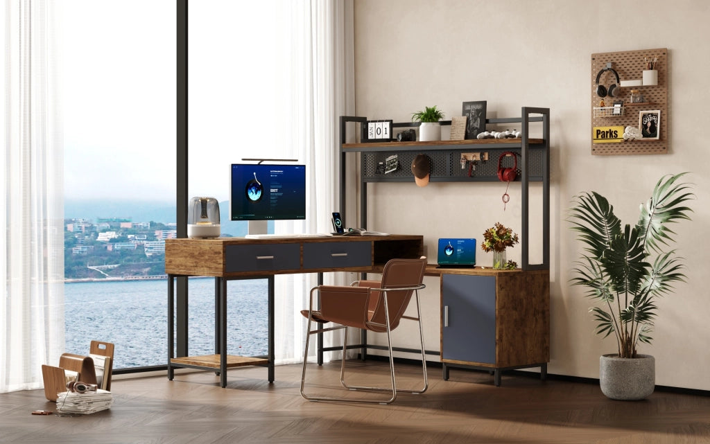 Scrivania angolare industriale 140x140x135 cm in MDF e metallo, colore nero e legno, con cassetti e anta soft-close