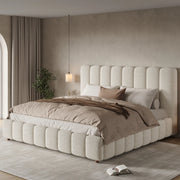 Letto matrimoniale 160 x 200 cm con rete a doghe, letto imbottito in boucl¨¦ bianco con testiera a pannelli verticali e piedi in legno massello