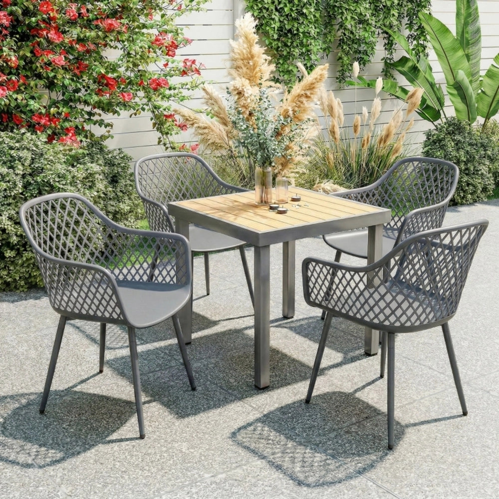 Set 4 sedie da giardino con braccioli in plastica e gambe in metallo grigio scuro