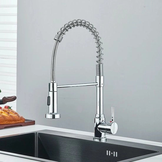 Cranio da cucina a specchio - acqua calda e fredda