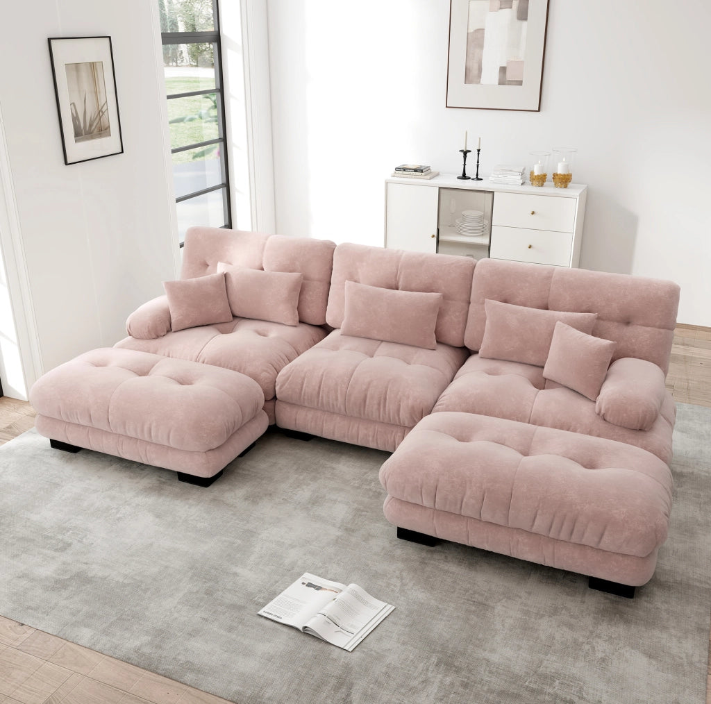Divano modulare in ciniglia rosa con ottomane mobili; 313×145×81 cm