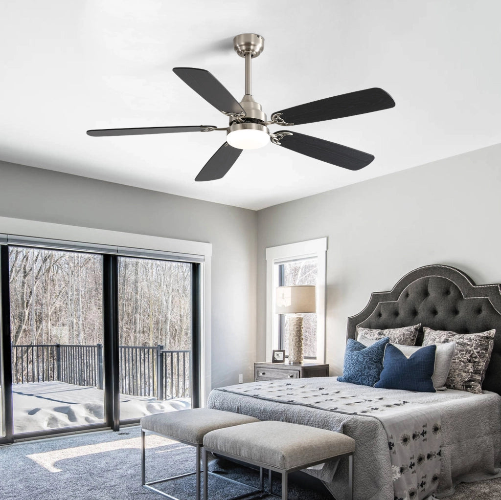 Ventilatore a soffitto YEAVIO 52" con LED dimmerabile, 6 velocità, 5 pale, telecomando e motore DC reversibile