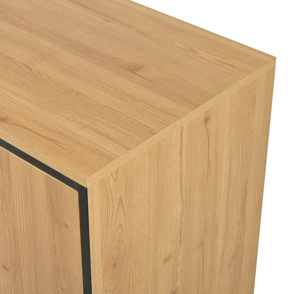 Credenza moderna con LED e ampio spazio contenitivo