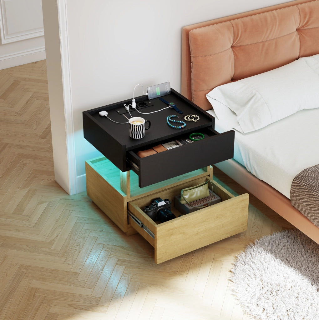 Comodino intelligente con ricarica wireless, luci LED ambientali, porte USB e due cassetti - nero e legno naturale, 50x40x50 cm
