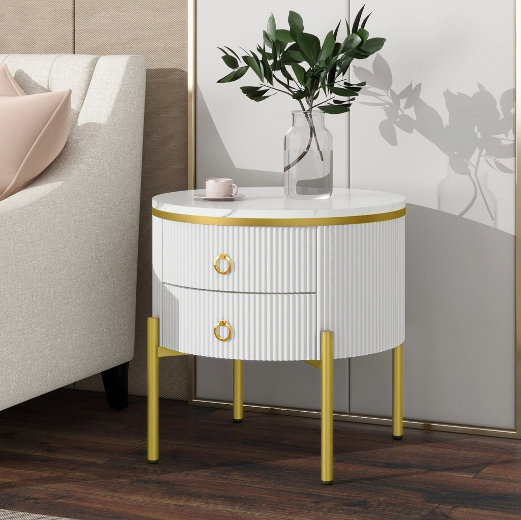 Tavolino laterale ULEVR ?50x51 cm con 2 cassetti, gambe regolabili e finitura effetto marmo bianco e oro