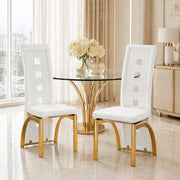 Set 2 sedie da pranzo in PU bianco opaco con schienale traforato e gambe in metallo oro