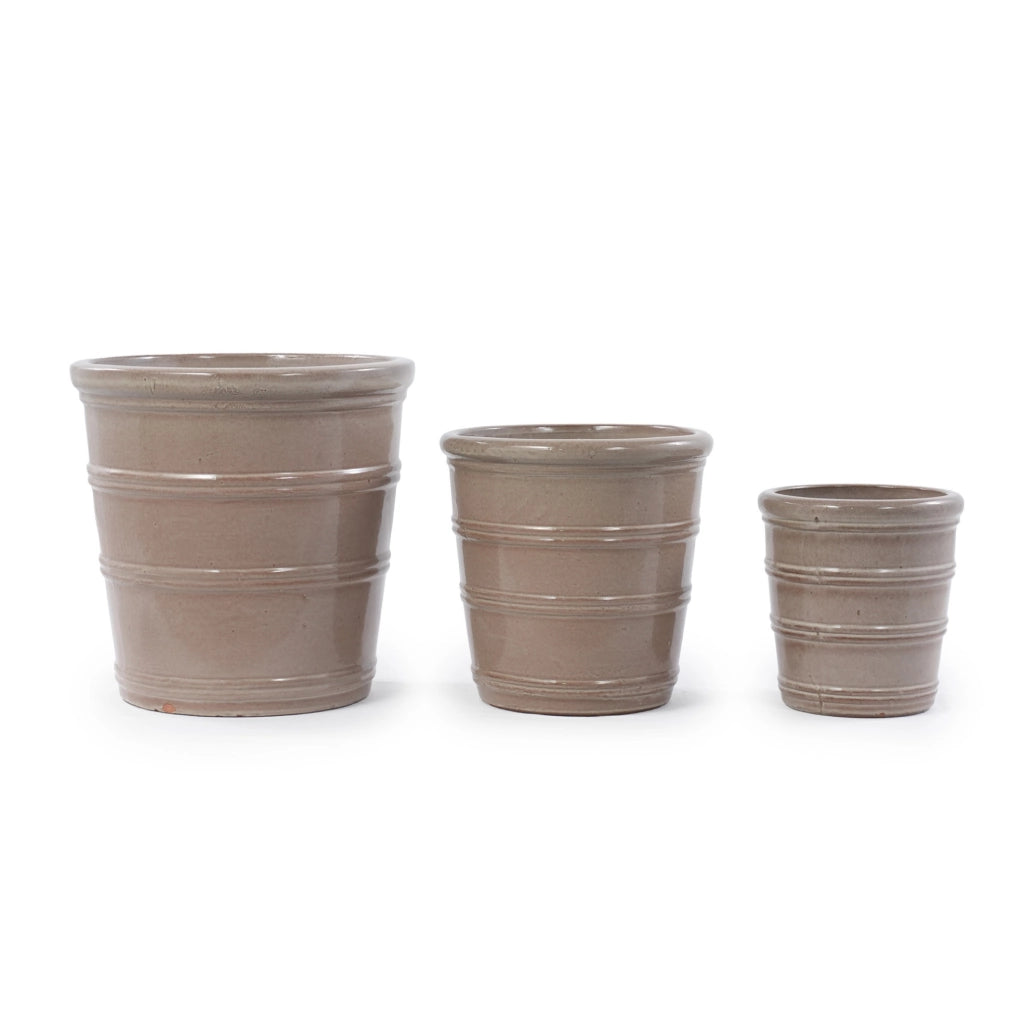 Vaso da Fioriera in Ceramica Fatto a Mano Ø 24 cm, Taupe Brillante con Rilievi Orizzontali, Traspirante e Resistente al Gelo, con Fori di Drenaggio