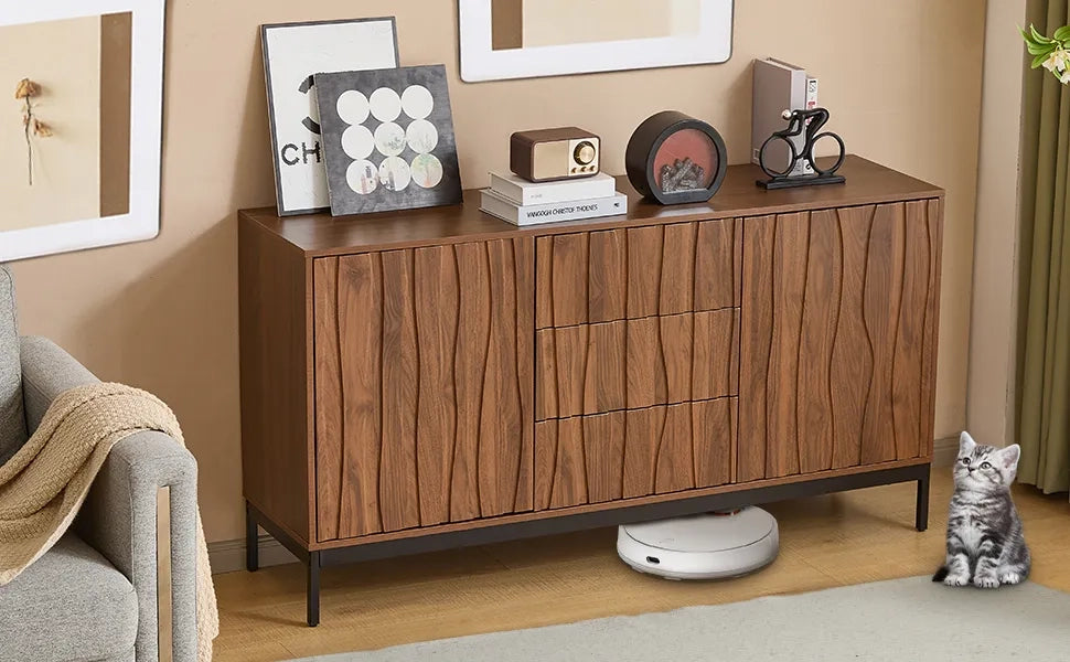 Sideboard 150 cm in legno di quercia scuro venato, stile Mid Century Modern con 3 cassetti e ampia nicchia aperta. Mobile decorativo per cucina, soggiorno, ingresso e corridoio