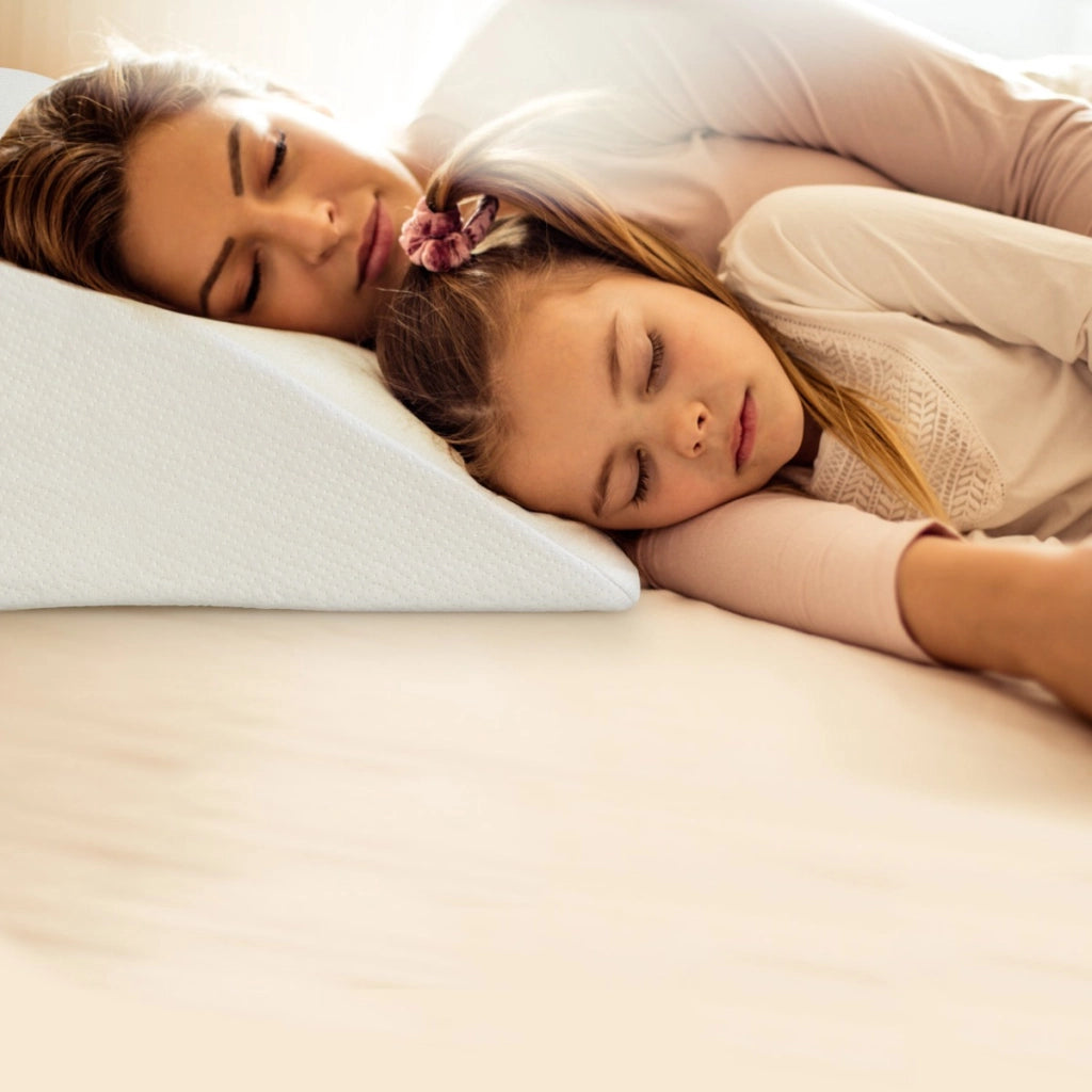 Cuscino a cuneo con 2,5 cm di memory foam e rivestimento smontabile, Cuneo in schiuma per alleviare dolori Bianco