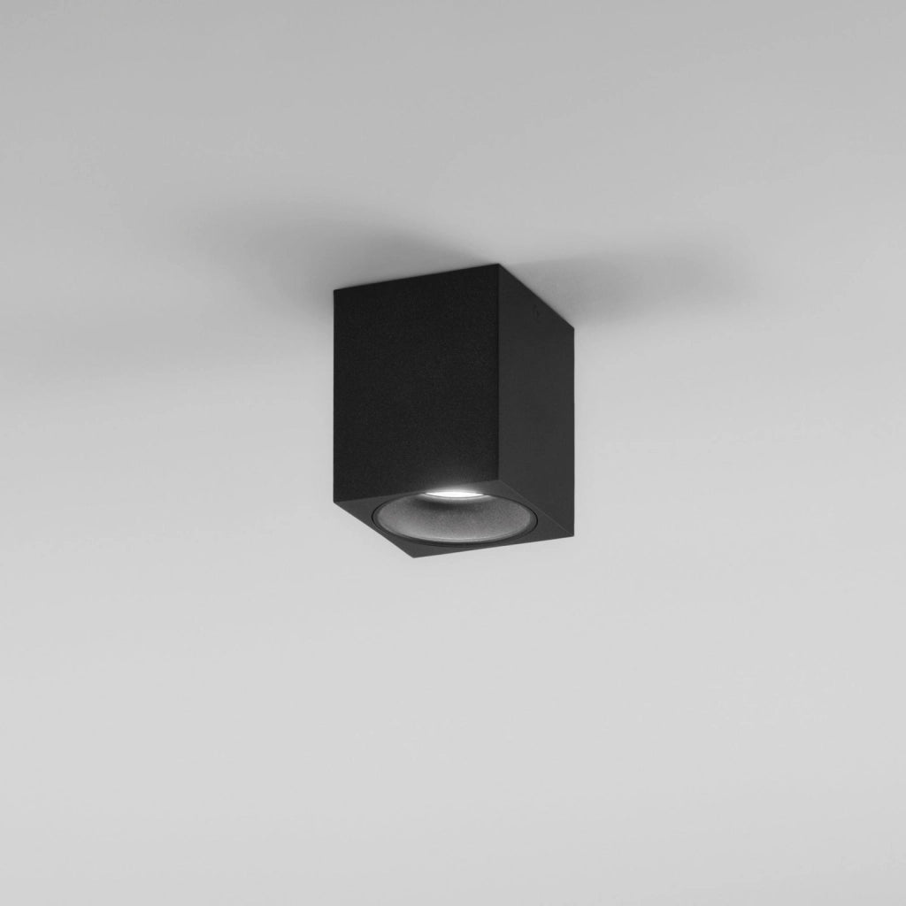 PLAFONIERA TOWN NERA QUADRATA 1 LUCE ATTACCO GU10 8X8X10CM
