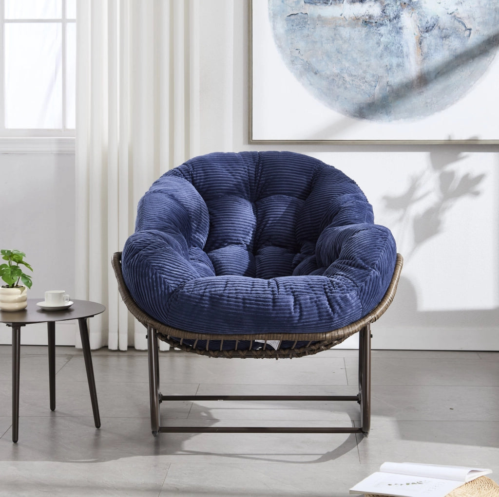 Sedia a dondolo da esterno in rattan sintetico con cuscino imbottito, dimensioni 78x106x90 cm, colore blu scuro