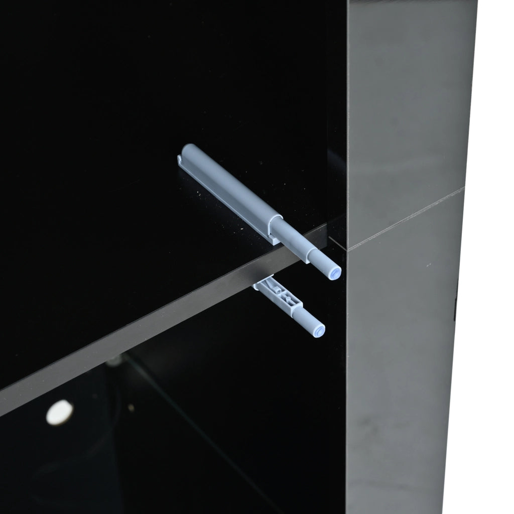 Vetrina alta nera con illuminazione a LED, ripiani in vetro regolabili e ampio spazio espositivo