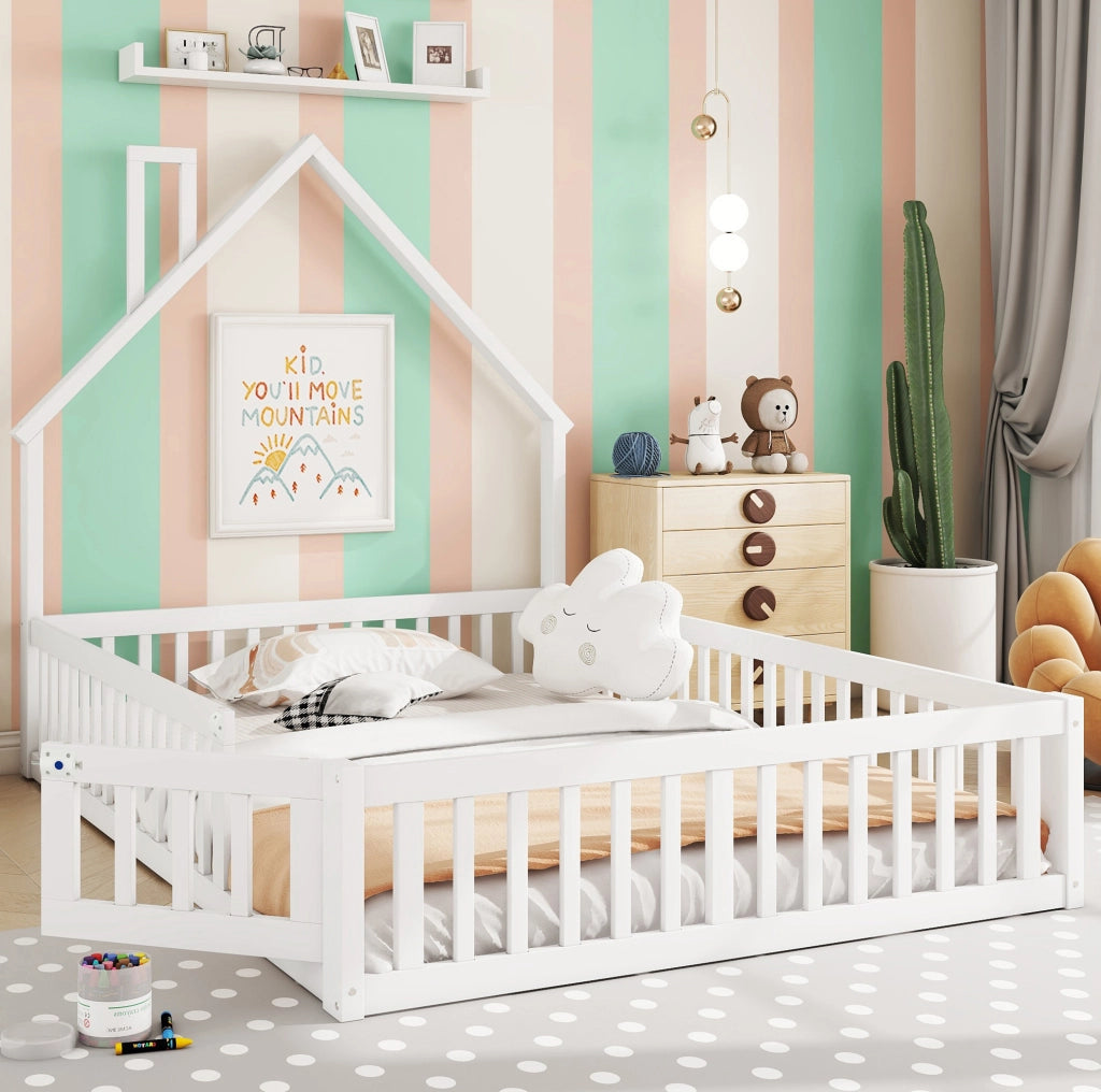 LETTO per bambini a forma di camino 140 x 190 cm in pino e MDF bianco