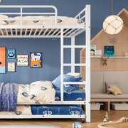 Letto a castello in metallo bianco con letto estraibile e scala a tre gradini per bambini e ragazzi