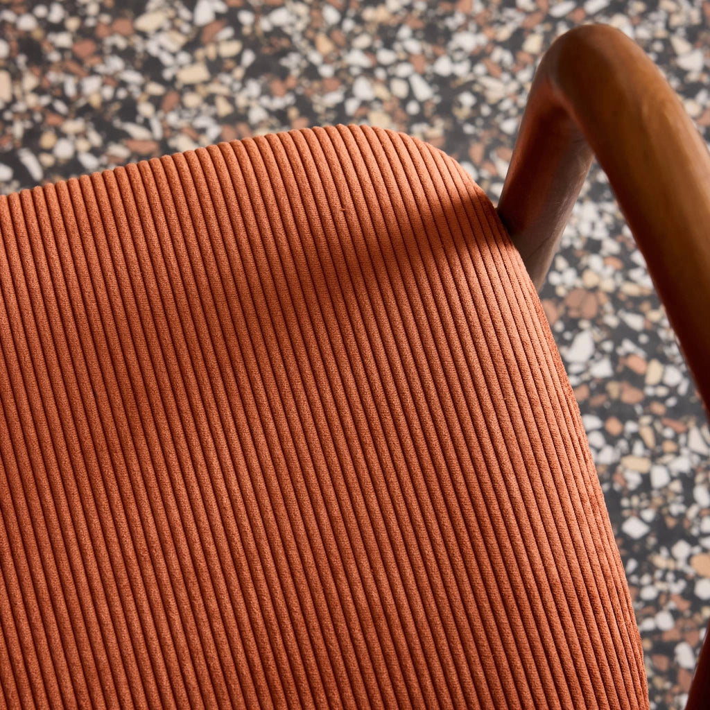 Set di 2 sedie vintage in legno di hevea tinto noce e velluto a coste,