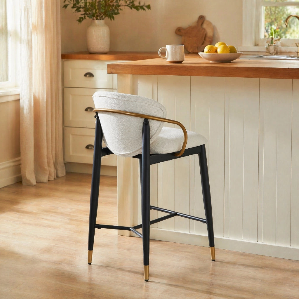 Set di 2 sgabelli da bar in ciniglia beige con schienale e poggiapiedi nero-oro HOMVRA