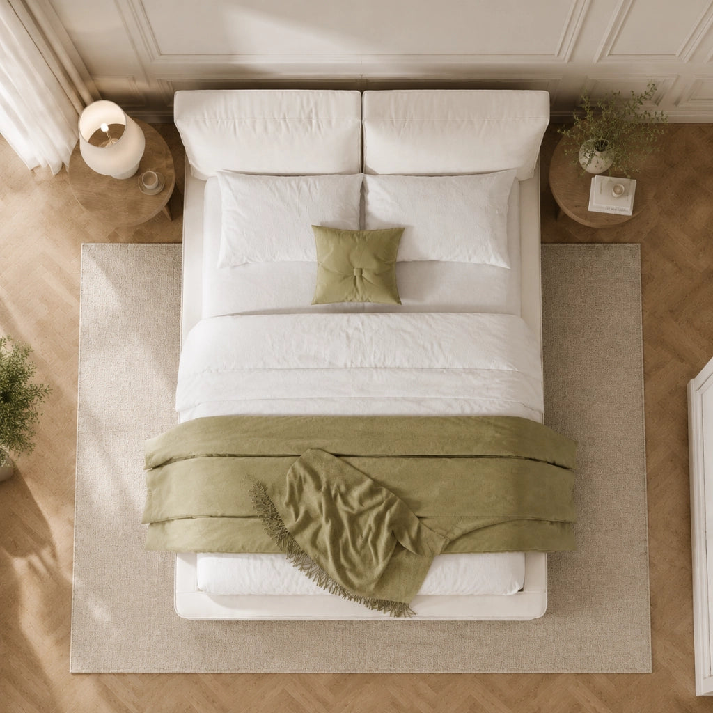 Letto matrimoniale 160x200 cm in chenille beige con testiera imbottita e rete a doghe