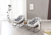 Poltrona a dondolo oversize in rattan sintetico grigio con cuscino spesso, per esterni e interni, 78x106x90 cm