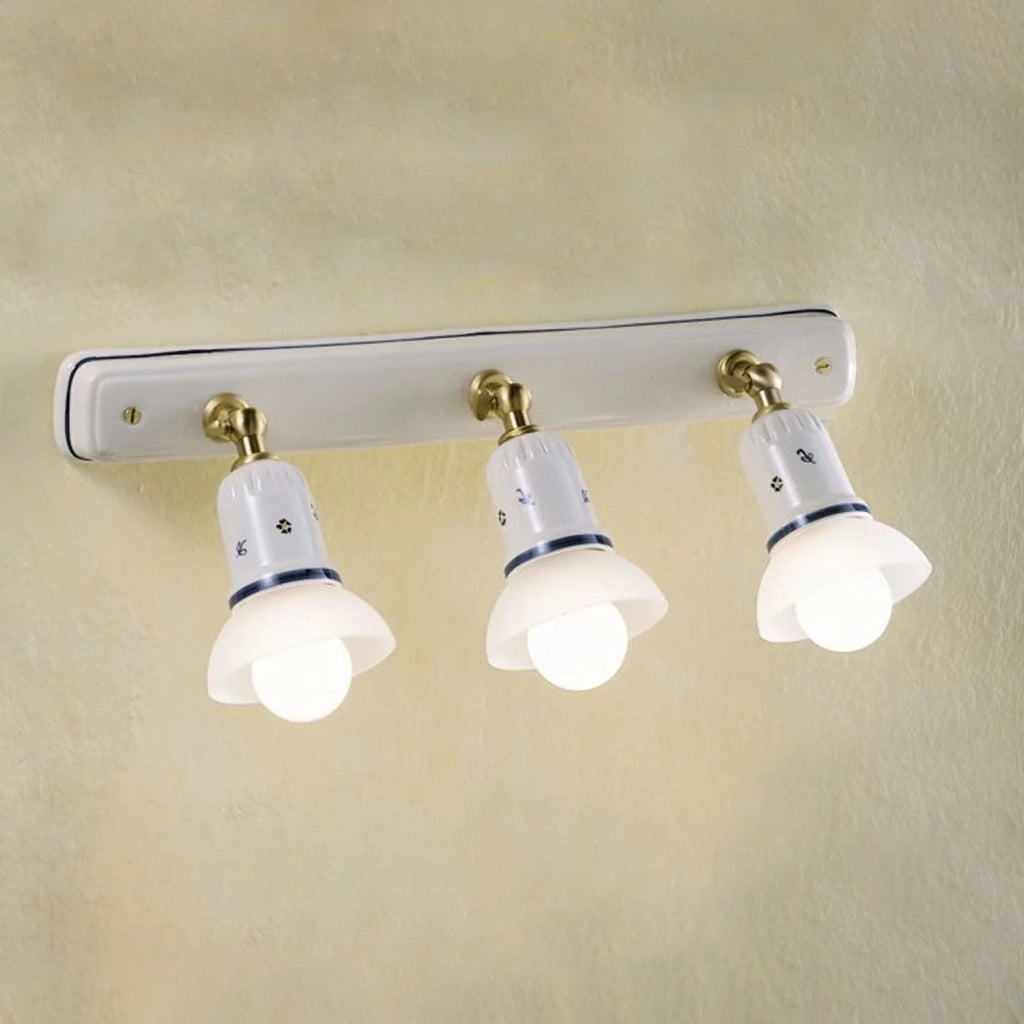 Applique Classica Savona Ceramica E Ottone Satinato Decorato 3 Luci E14