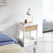 Comodino in rattan con cassetto, bianco, 55x40x40 cm, design moderno per camera e soggiorno