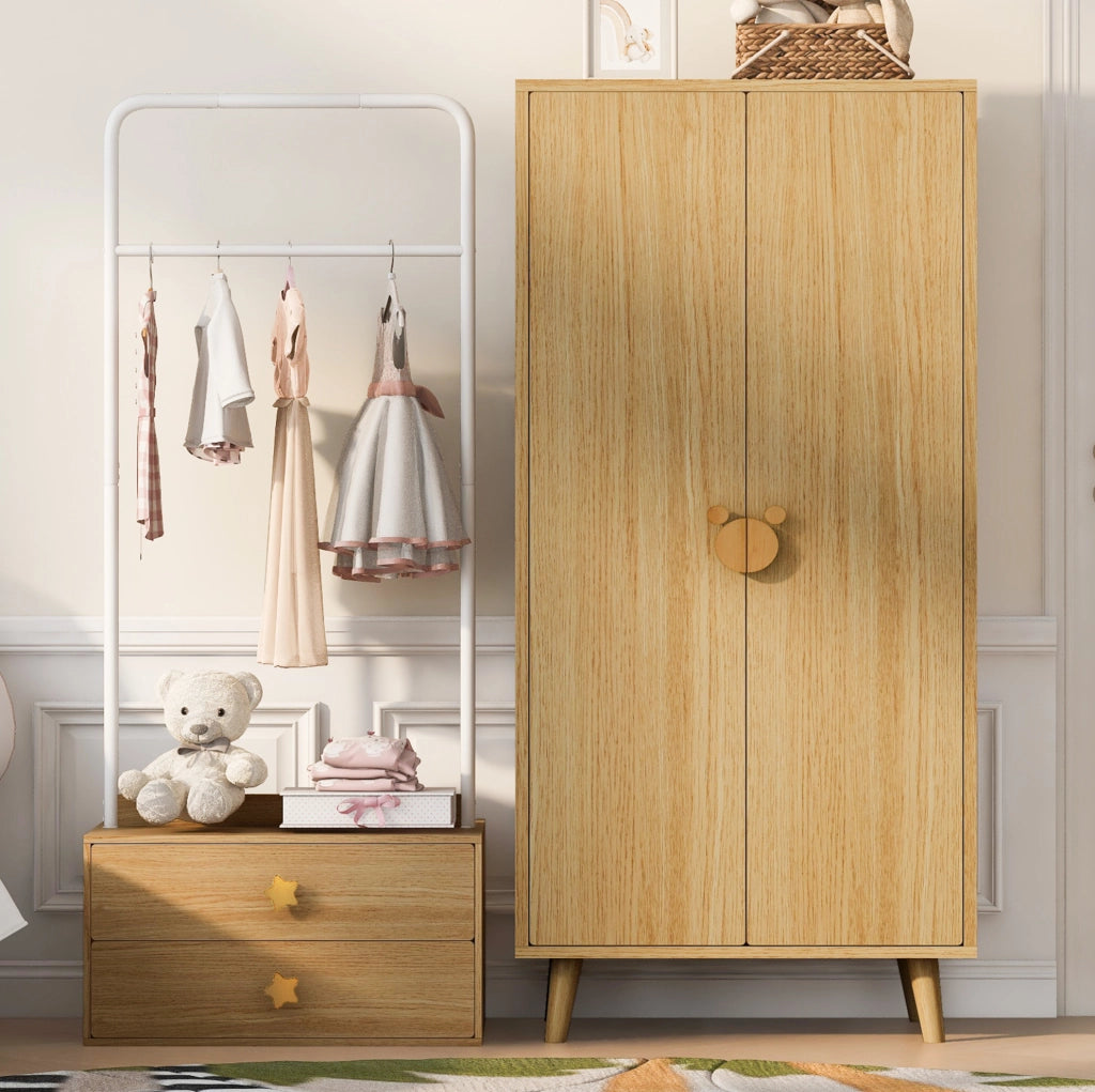 Armadio a Due Ante con Ampio Spazio di Stoccaggio, Maniglie Cartoon e Piedini Rialzati, Legno, 70×55×170 cm