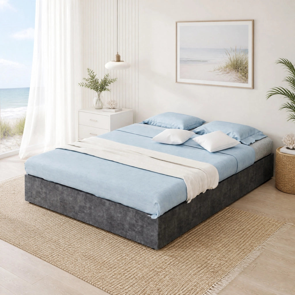 Letto imbottito 140 × 200 cm con testiera geometrica rivestito in tessuto grigio