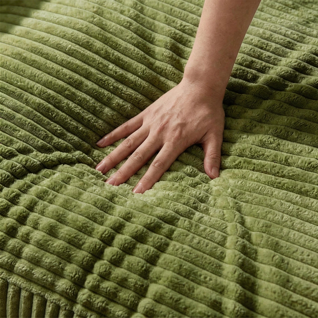 Divano modulare a L in velluto a coste verde con chaise longue, 2 elementi