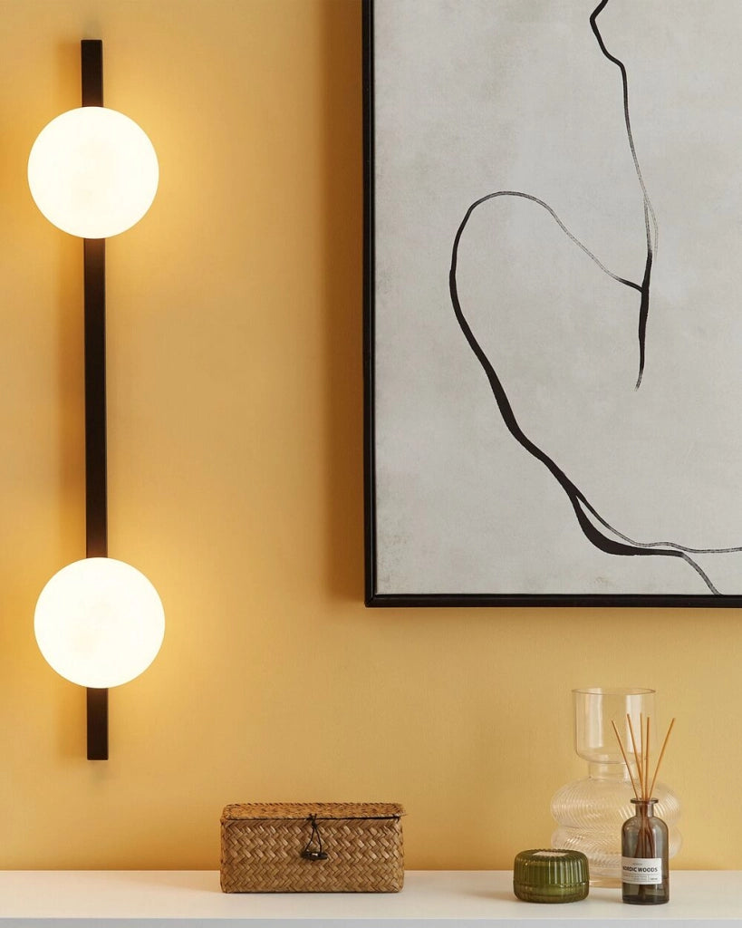 Lampada da parete con vaso per piante base nera in metallo con 2 paralumi in vetro stile moderno camera da letto