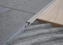 Listello alluminio t20 ml.2,5 ar gento lucido