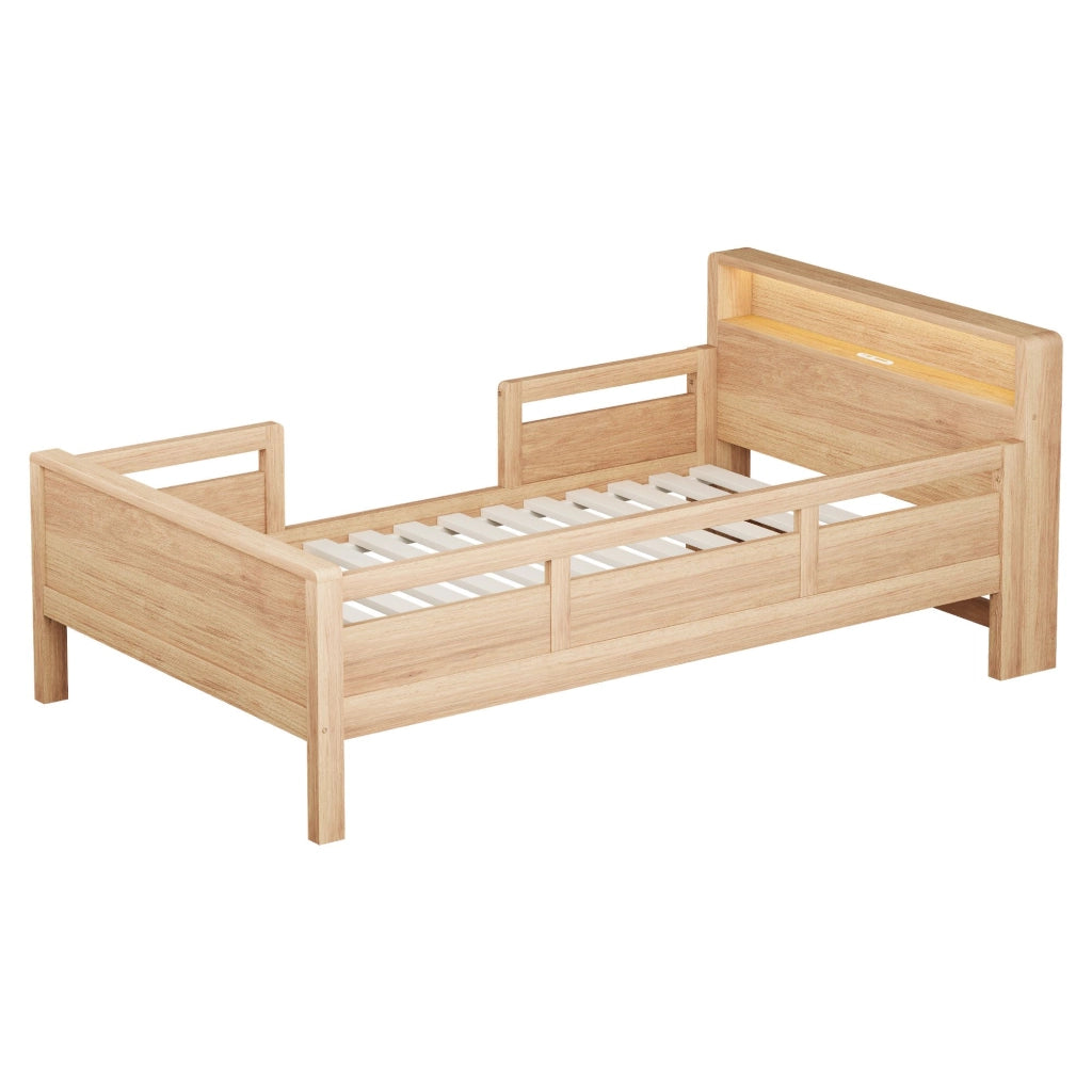 Letto per bambini 90 x 200 cm, con presa di ricarica, luci a LED, sponde di sicurezza in pino, legno naturale