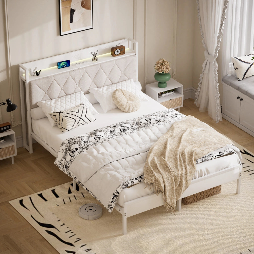 Letto Matrimoniale 140x190 cm con LED e USB; in Lino e Acciaio; Bianco