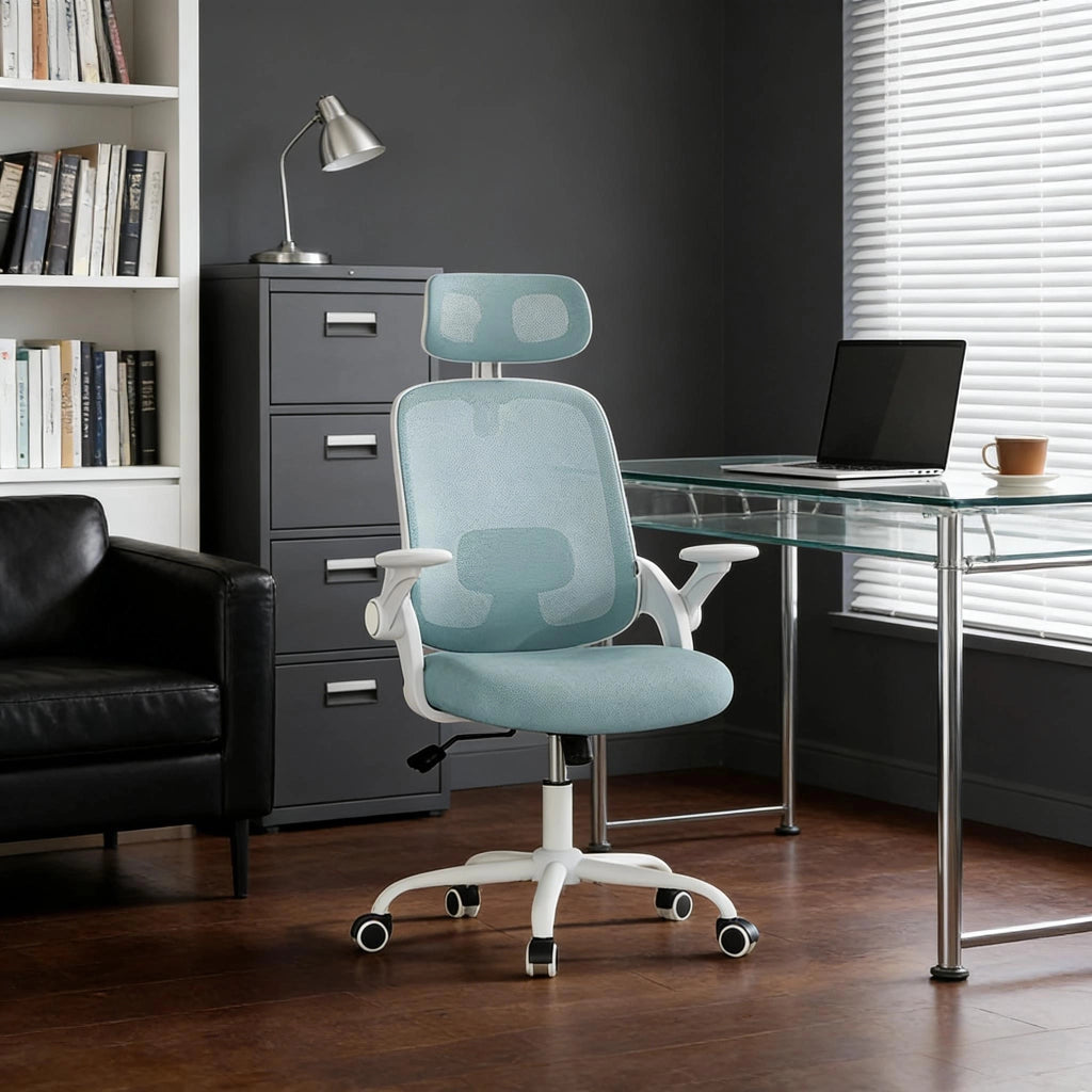 Sedia da ufficio ergonomica con schienale alto, supporto lombare e braccioli in rete blu