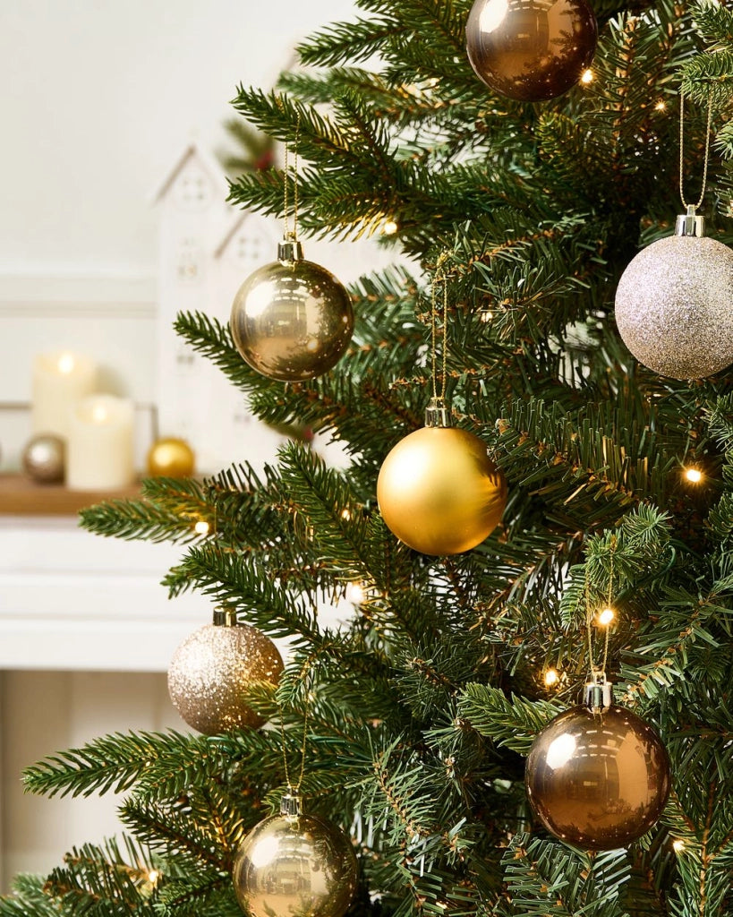 Set di 48 palline di Natale in plastica da appendere all'albero di Natale in stile glamour moderno Kolima dorato