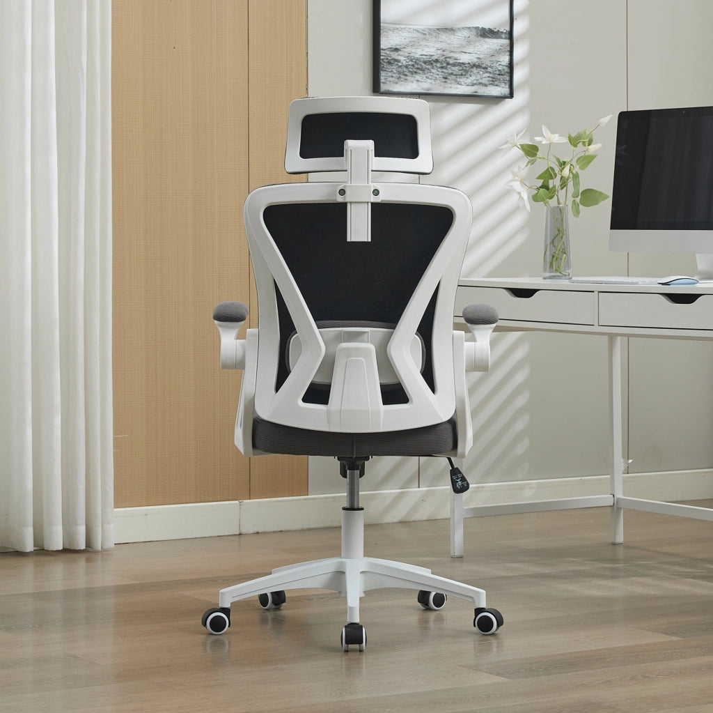 Sedia da ufficio ergonomica grigia con schienale in rete