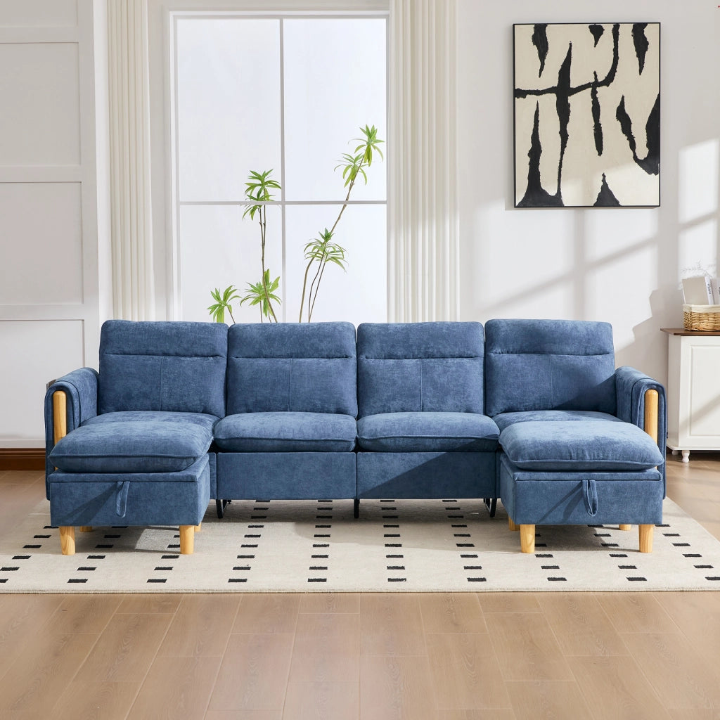 Divano panoramico modulare a 4 posti in ciniglia blu con due pouf contenitore e gambe in legno per soggiorno