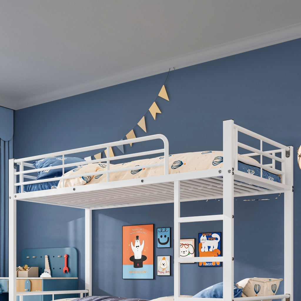 Letto a castello in metallo bianco con letto estraibile e scala a tre gradini per bambini e ragazzi