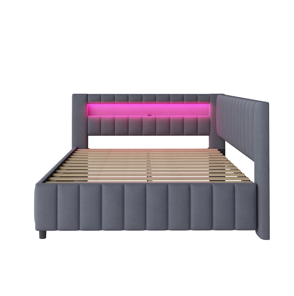 Divano Letto Imbottito in Velluto Grigio 140x200 cm con LED, USB e Schienale L-Shape