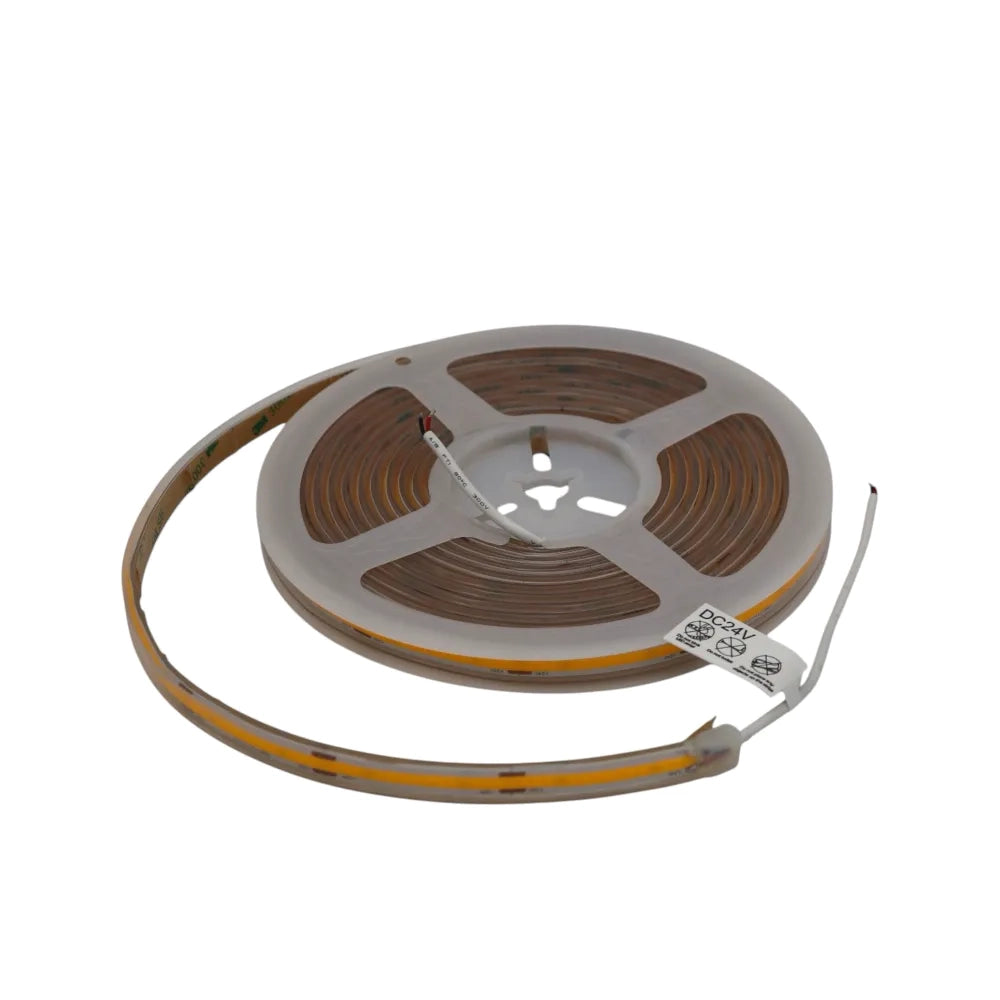 Striscia LED COB 24V 320LED/m 5m tagliabile ogni 5cm 10W/m luce fredda 6000K IP67