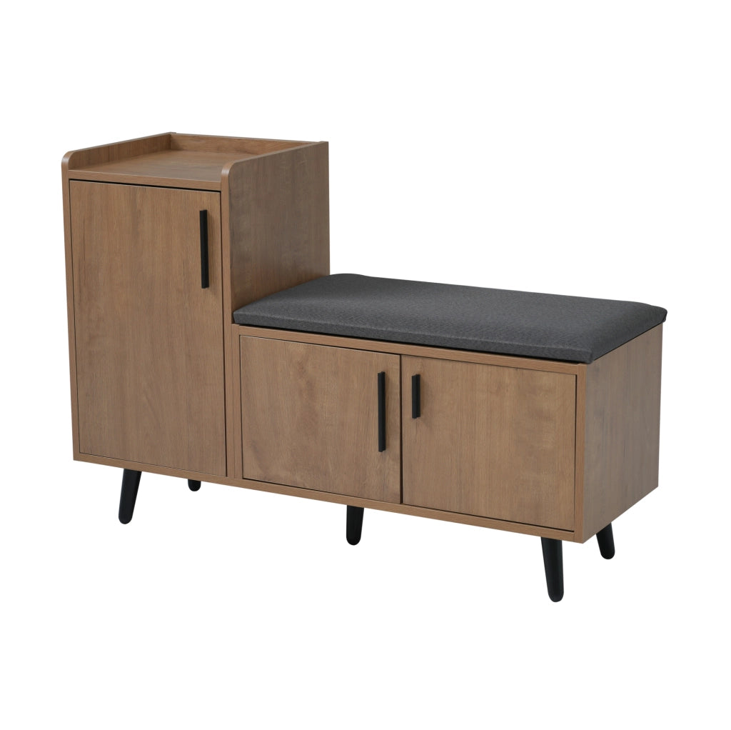 Panca Porta Scarpe Moderna in Legno con Tre Ante e Maniglie Asimmetriche in Metallo, 100x34x69 cm, Colore Naturale