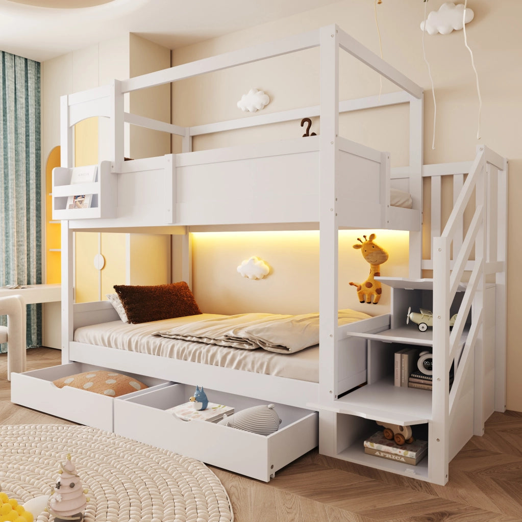 Letto a castello per bambini 90x200 cm in legno con scala contenitore; cassetti e lavagna bianco HOMVRA