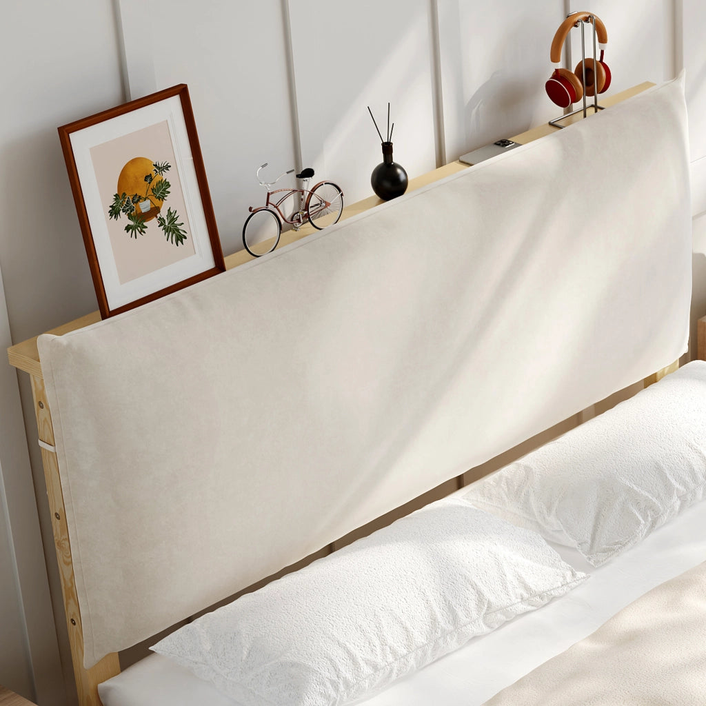 Letto imbottito 140x200 cm in legno di pino con schienale imbottito; naturale