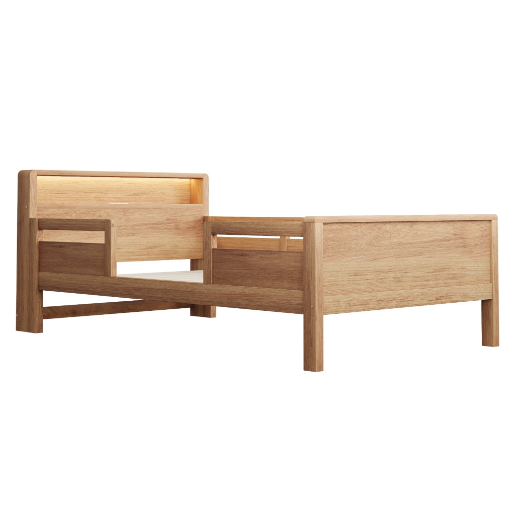 Letto per bambini 90 x 200 cm, con presa di ricarica, luci a LED, sponde di sicurezza in pino, legno naturale