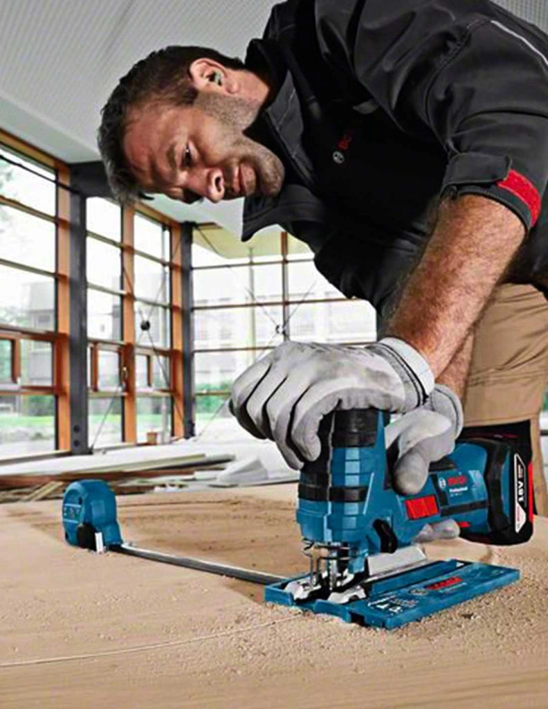 BOSCH Kit 18V BK404 (GST 18 V-LI S+GKS 18 V-LI+GSS 18V-10+GSR 18V-60 C+ 2x5,0Ah + GAL18V-40 + 3xL-Boxx 136+L-Boxx 238+Carrello)