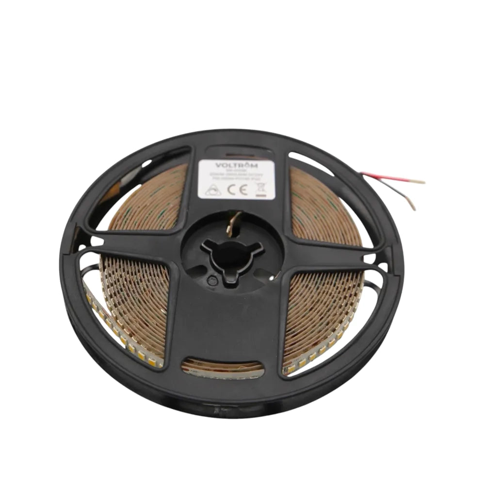 Striscia LED SMD 24V 224LED/m 5m tagliabile ogni 3,5cm 25W/m luce fredda 6000K IP20